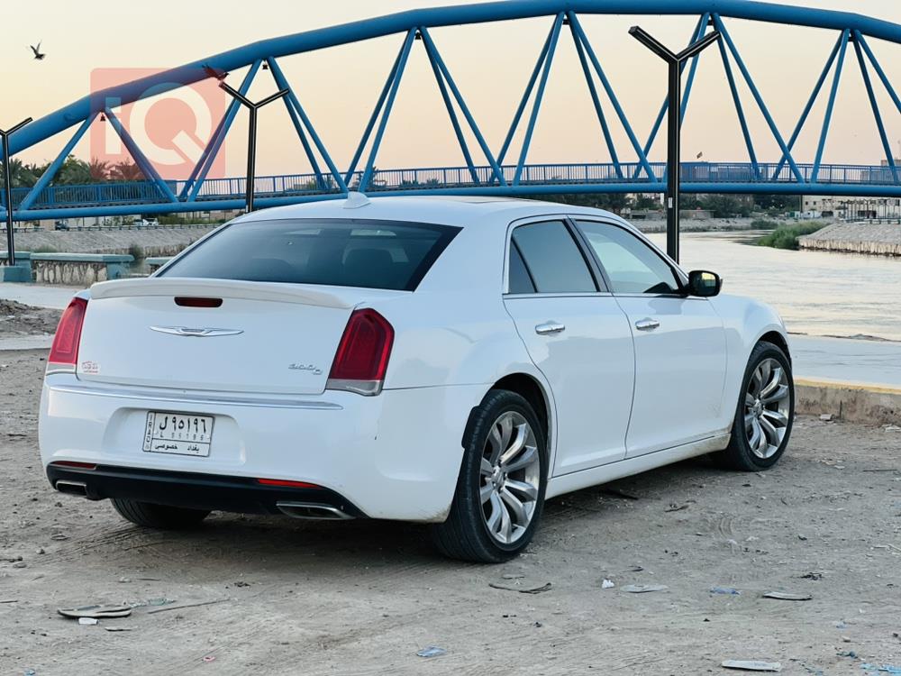 Chrysler 300